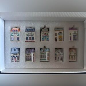 New Lenox Spice Village 10-Piece Ornament Set